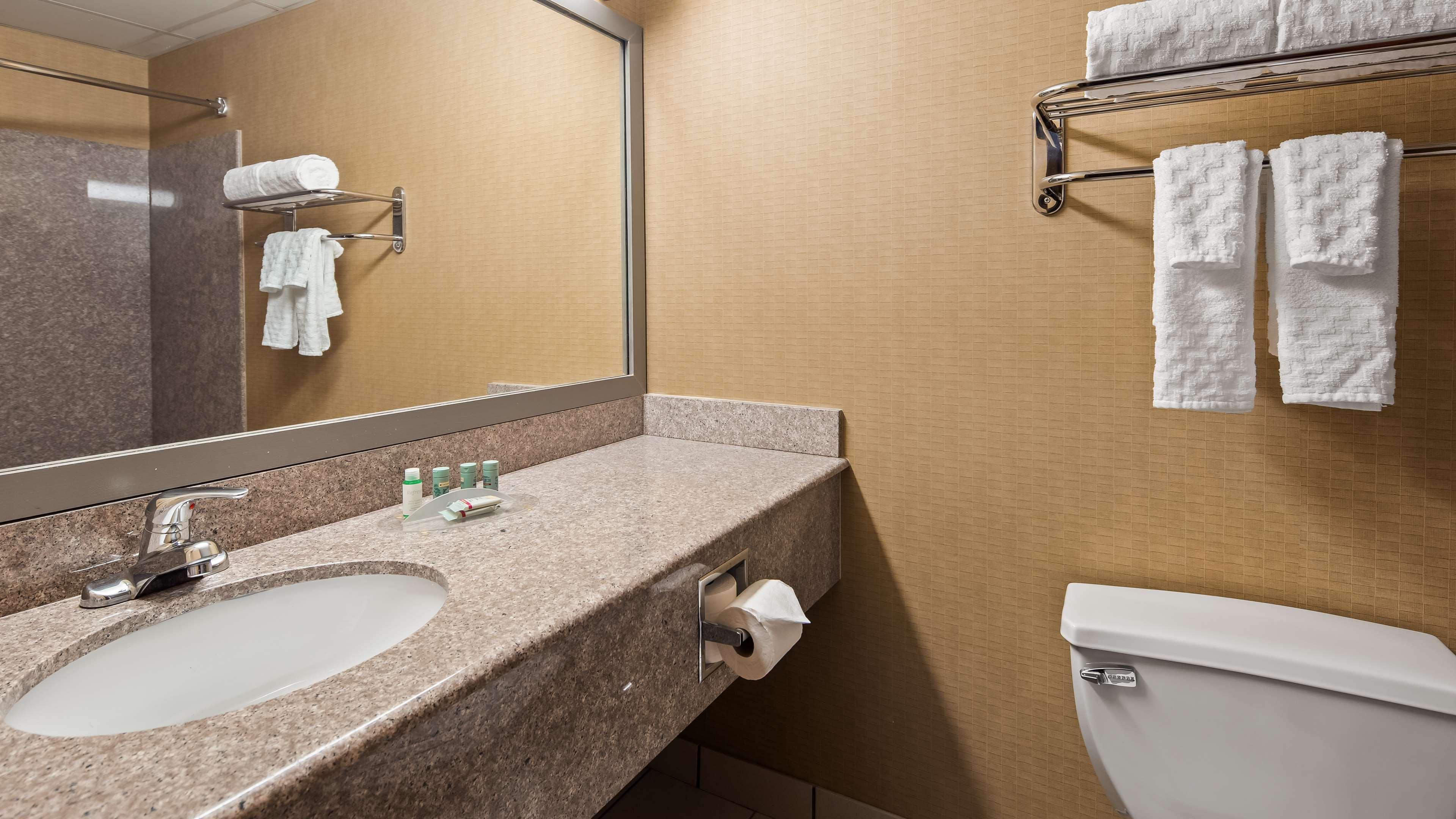 Best Western Dartmouth-New Bedford Exterior photo